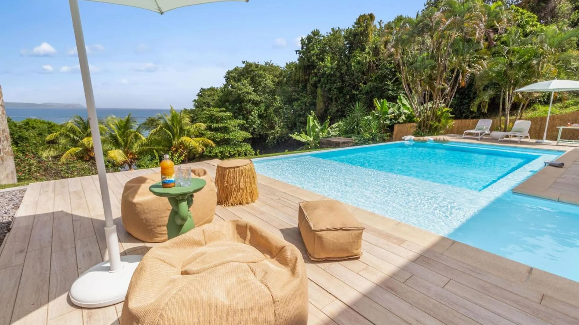 Villa Alexina Le Robert 0*,  Martinique